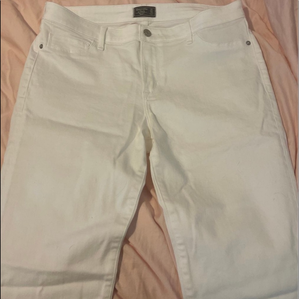 Abercrombie & Fitch Mid-Rise Jeans